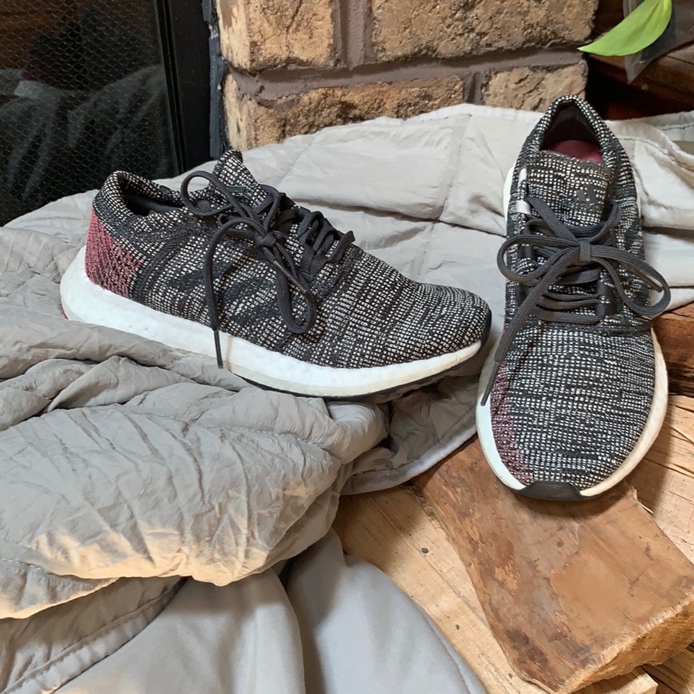 Adidas pure boost go women’s 6.5 sneakers